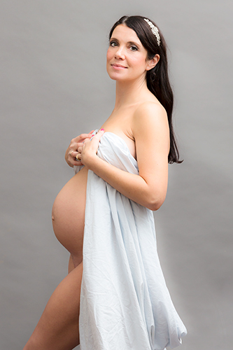 Sarah 11 months pregnant portrait